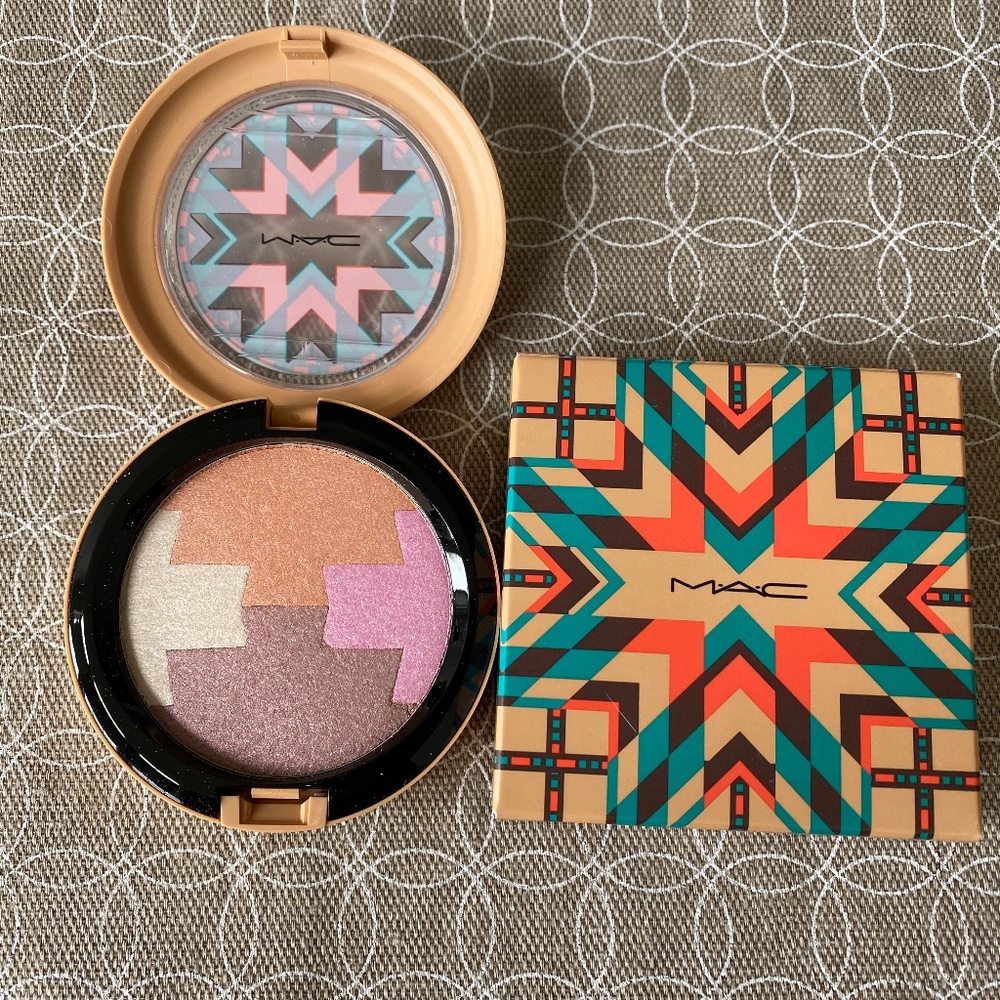 Mac Vibe Tribe Dunes at Dusk Gleamtones Powder